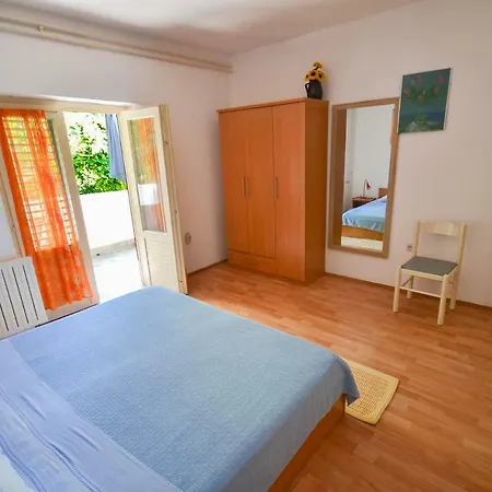 Ana B Novigrad (Istria)