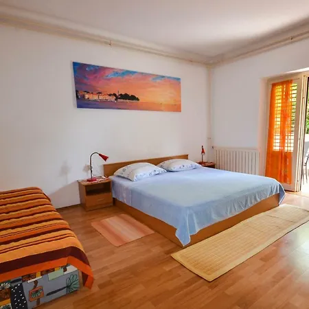Ana B Apartment